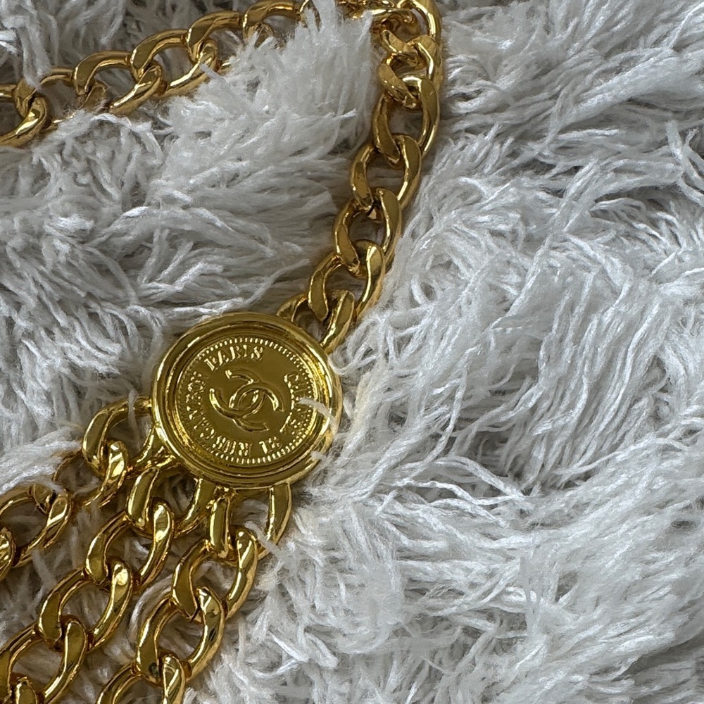 ✨Gold Chanel Rue Cambon Chain Belt w/Medallions authentic w/COA-GREAT CONDITION✨ - Picture 6 of 11